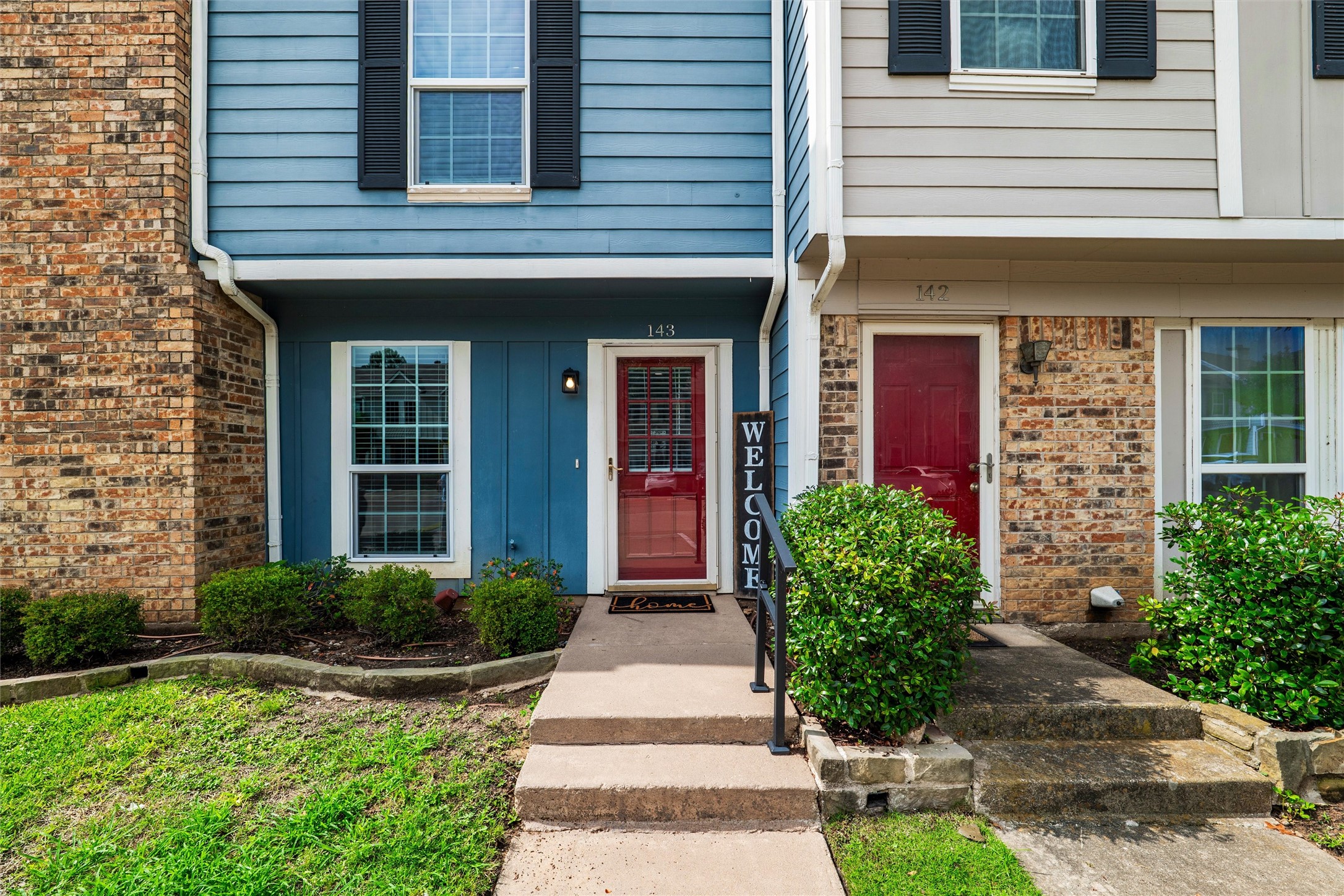 143 Winchester Drive Euless TX 76039