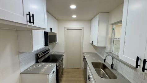 417 Valley Park Drive Garland TX 75043