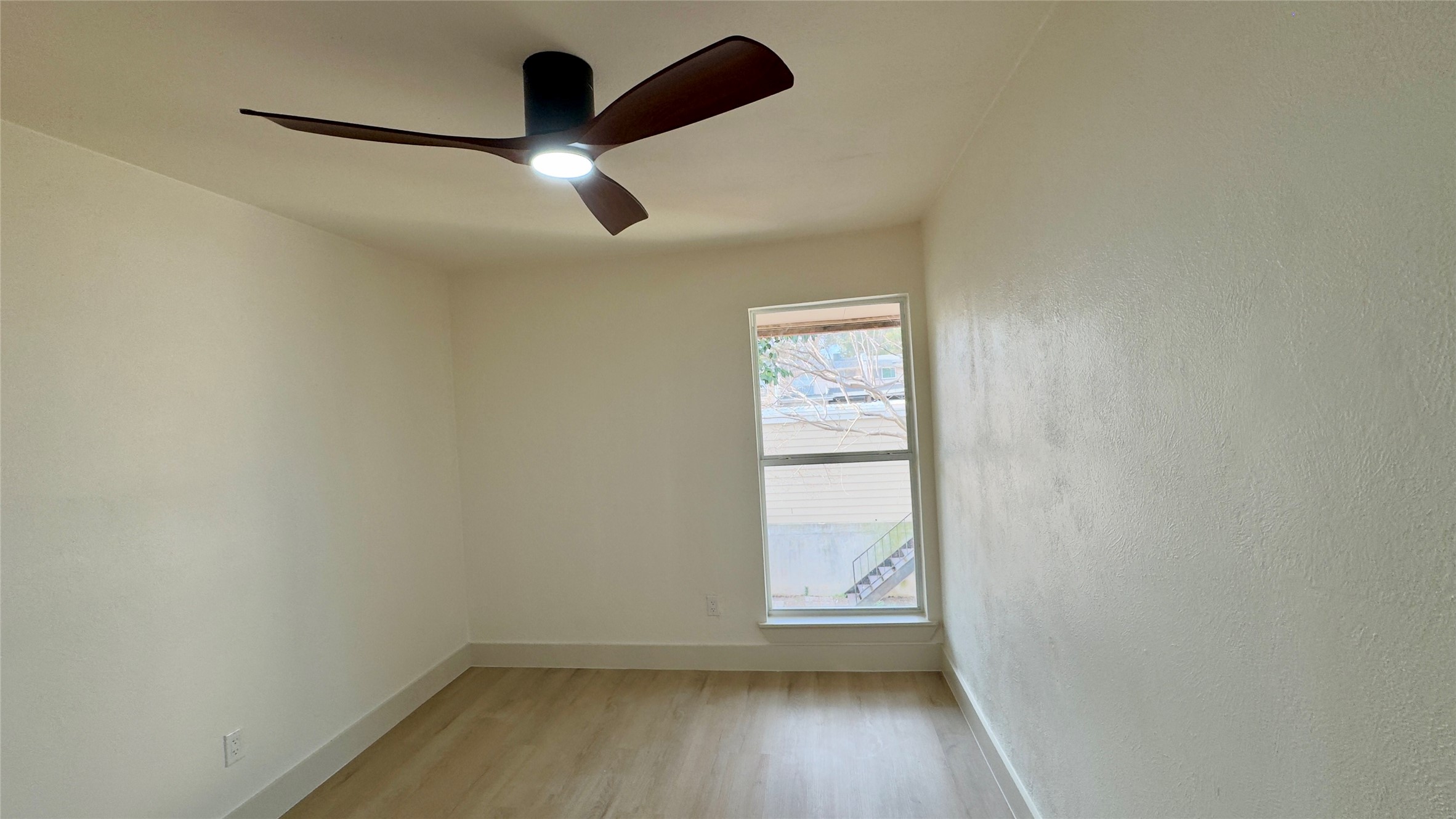 417 Valley Park Drive Garland TX 75043
