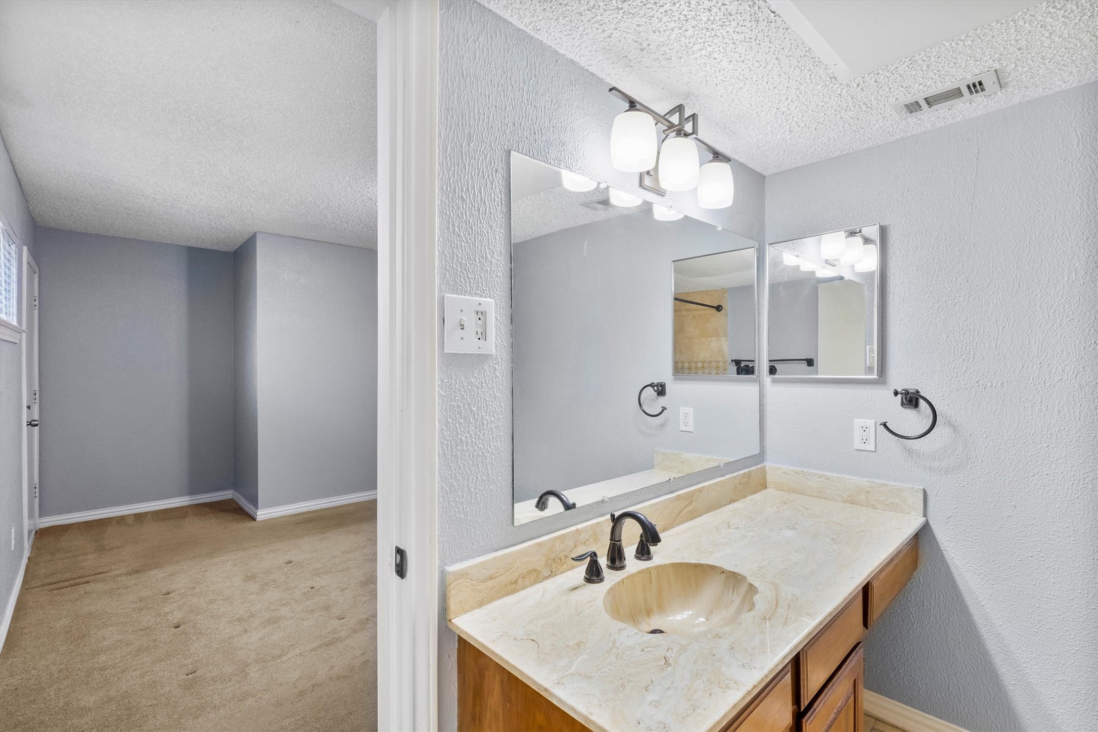 5840 Spring Valley Road Dallas TX 75254