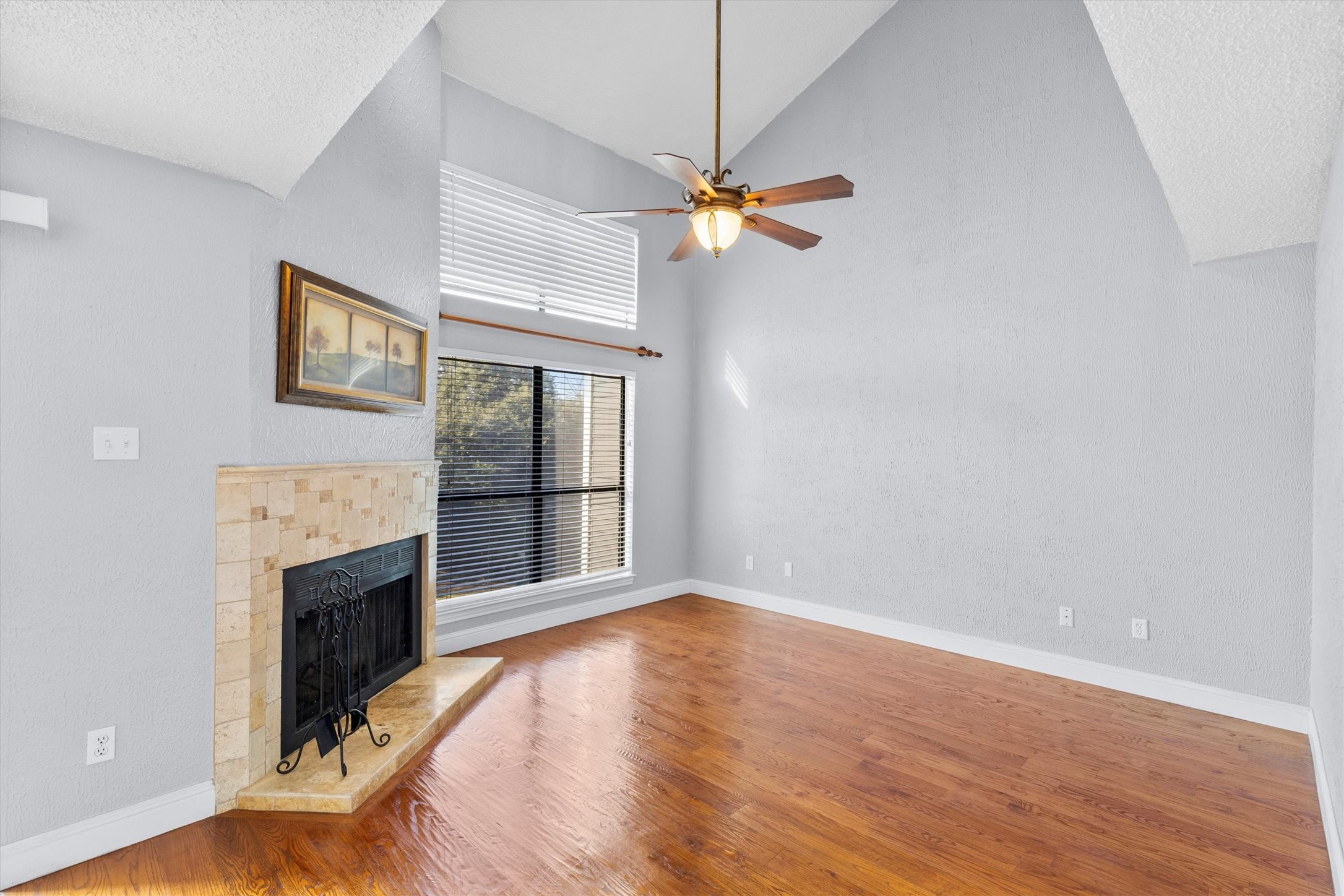 5840 Spring Valley Road Dallas TX 75254