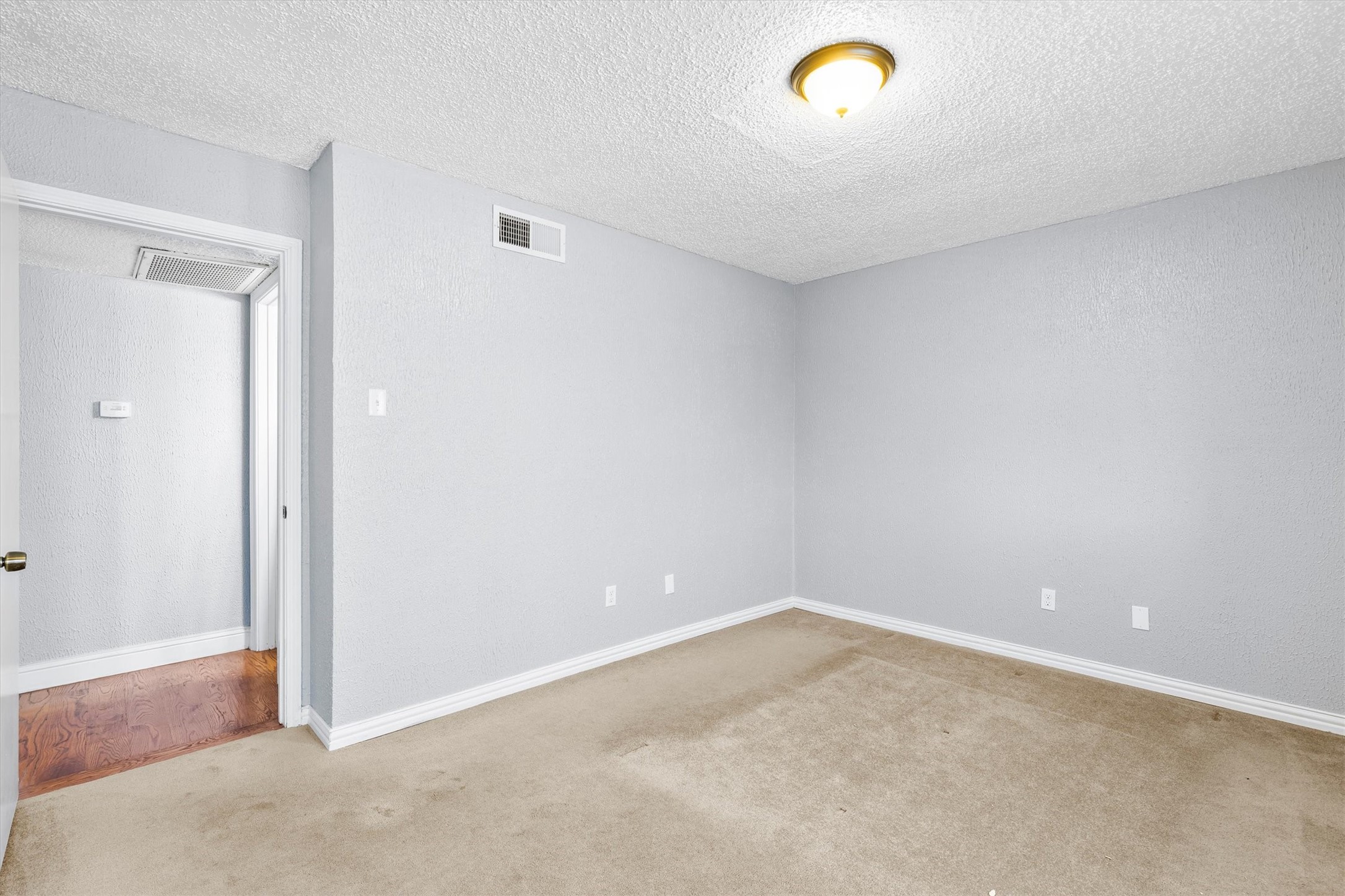 5840 Spring Valley Road Dallas TX 75254