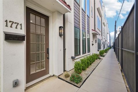 1771 Novela Way Dallas TX 75215