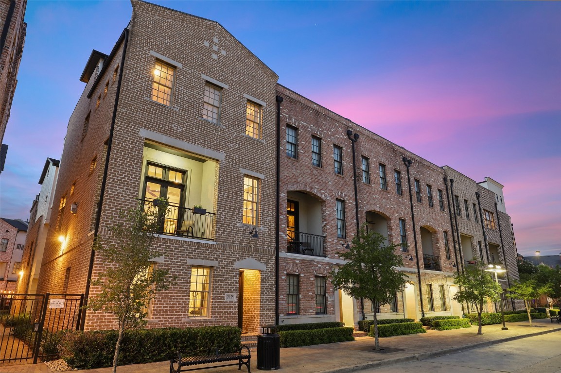 2155 Marilla Street Dallas TX 75201