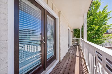 5930 Sandhurst Lane Dallas TX 75206