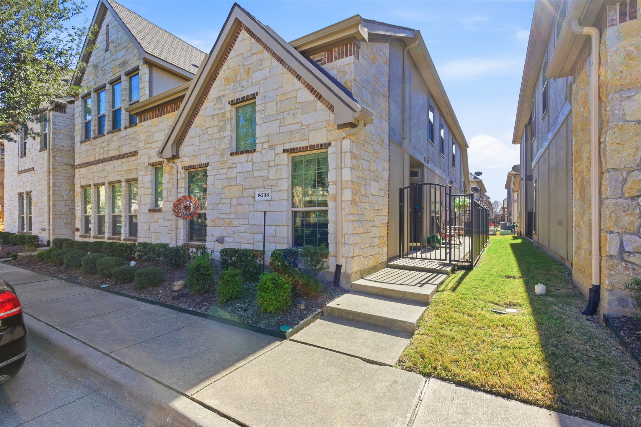 8713 Whitehead Street Mckinney TX 75070