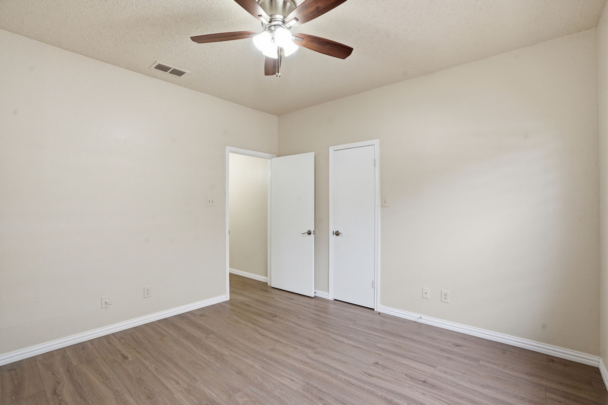 4101 Esters Road Irving TX 75038