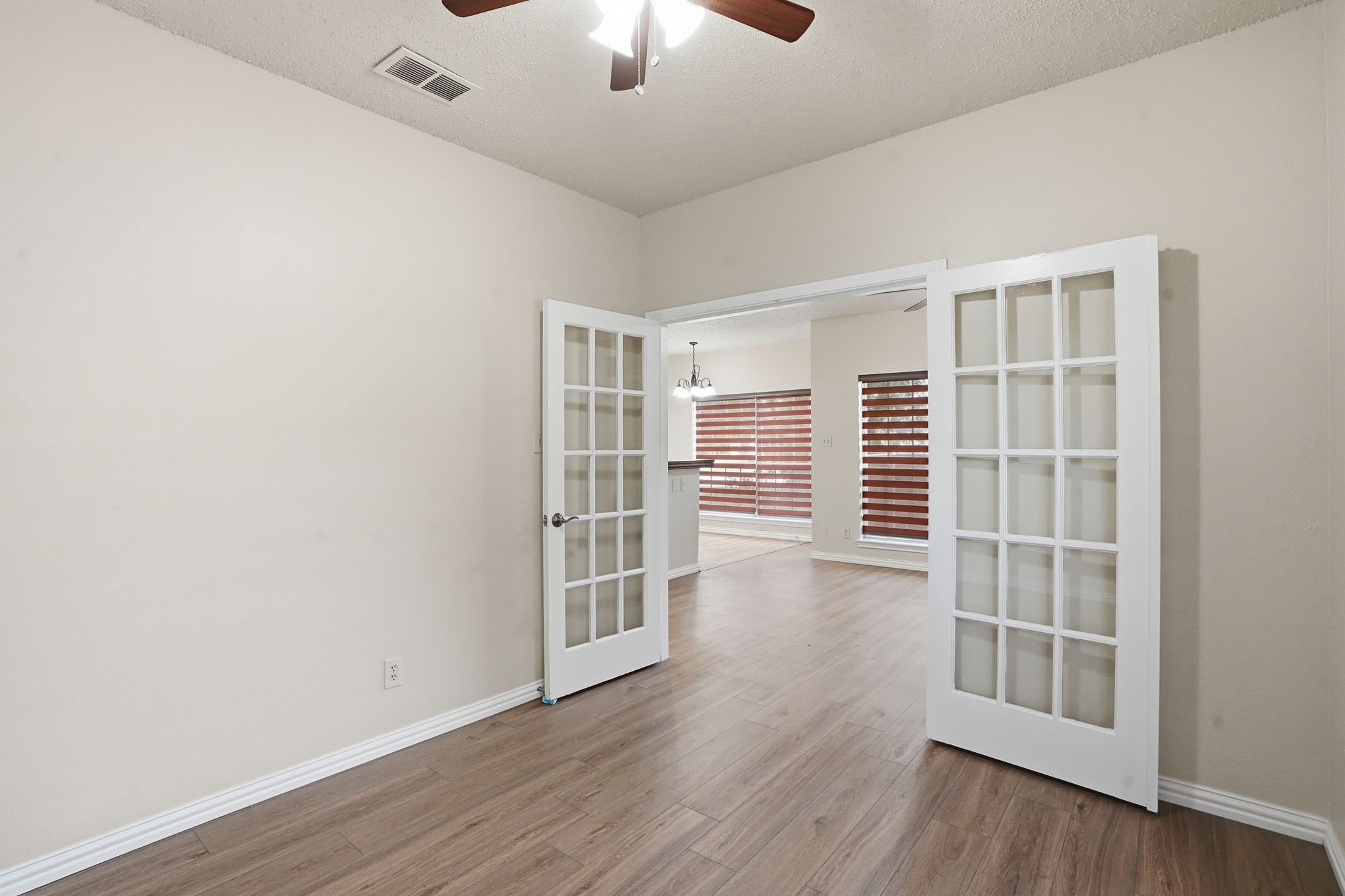 4101 Esters Road Irving TX 75038