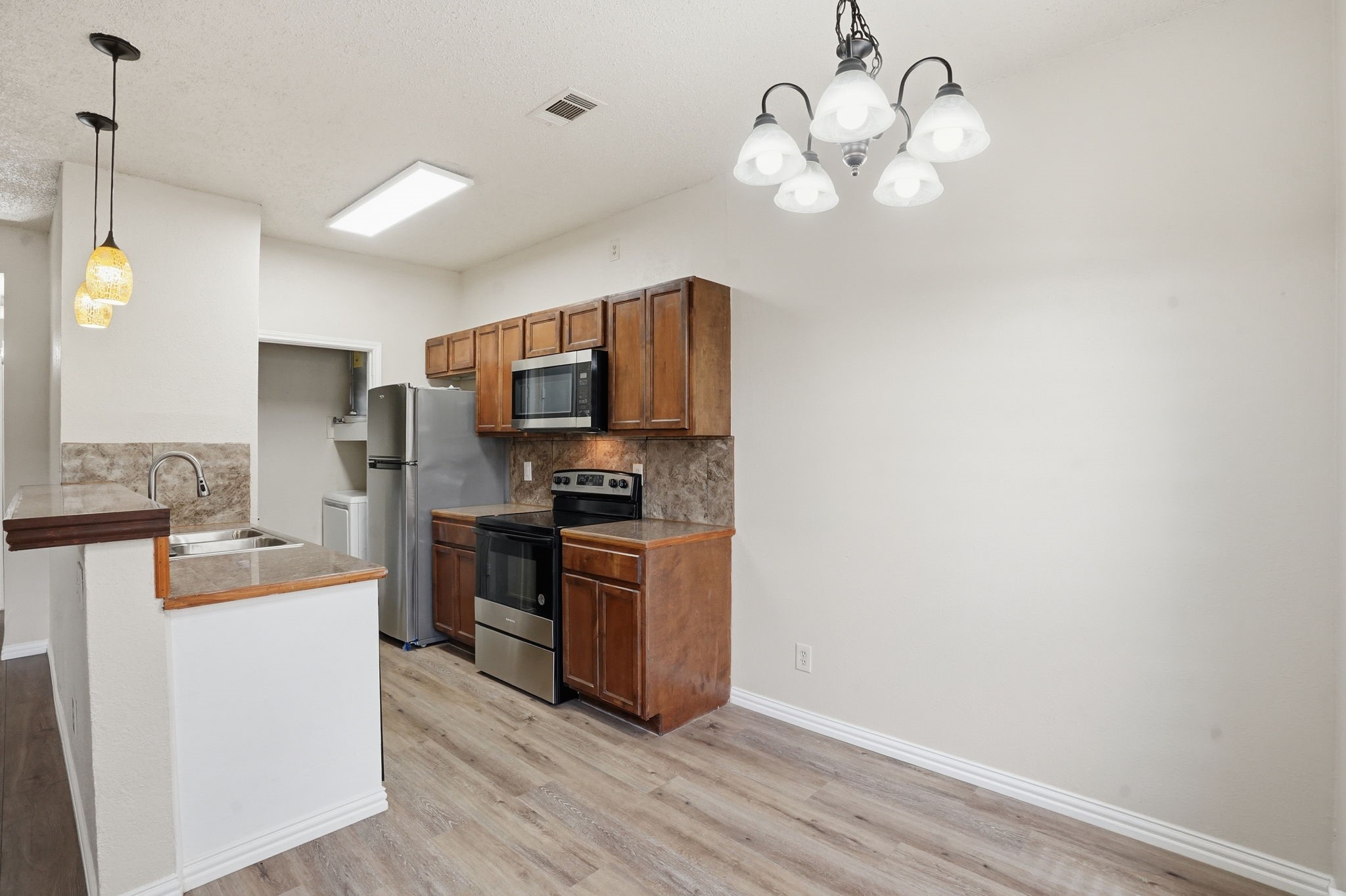 4101 Esters Road Irving TX 75038