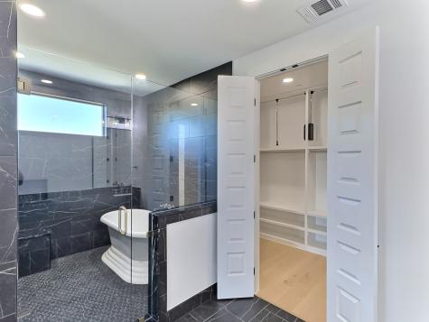 400 Vista Buena Trail Fort Worth TX 76111