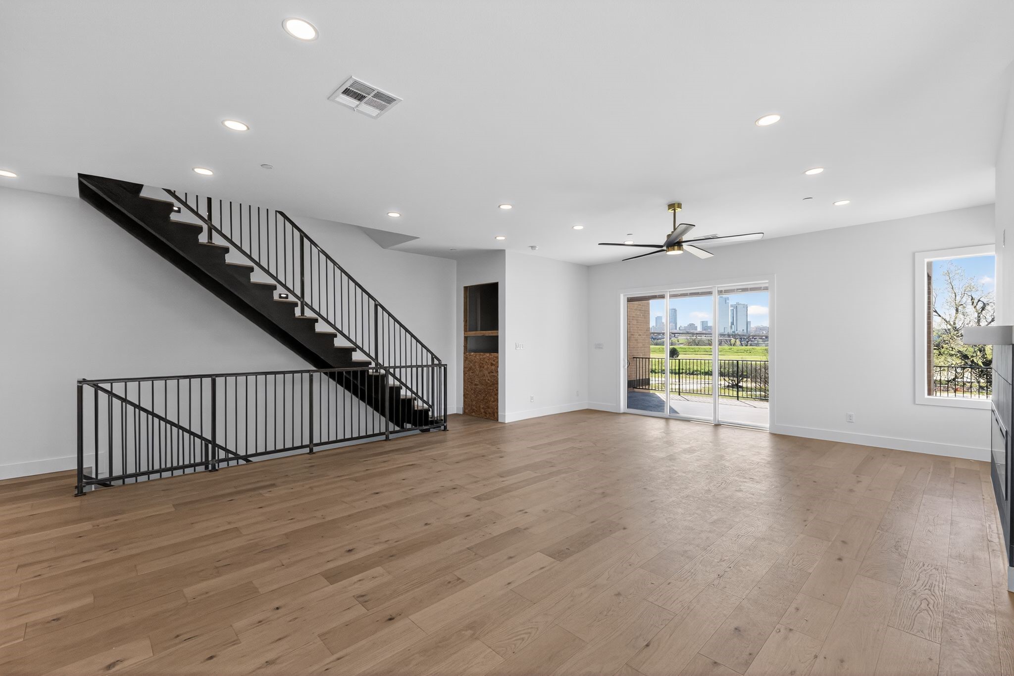 400 Vista Buena Trail Fort Worth TX 76111
