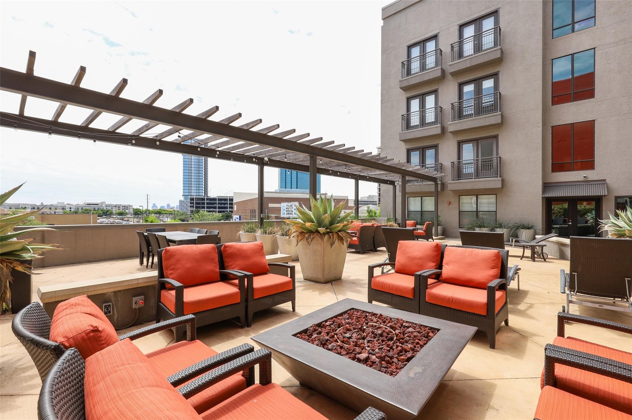 5609 Smu Boulevard Dallas TX 75206