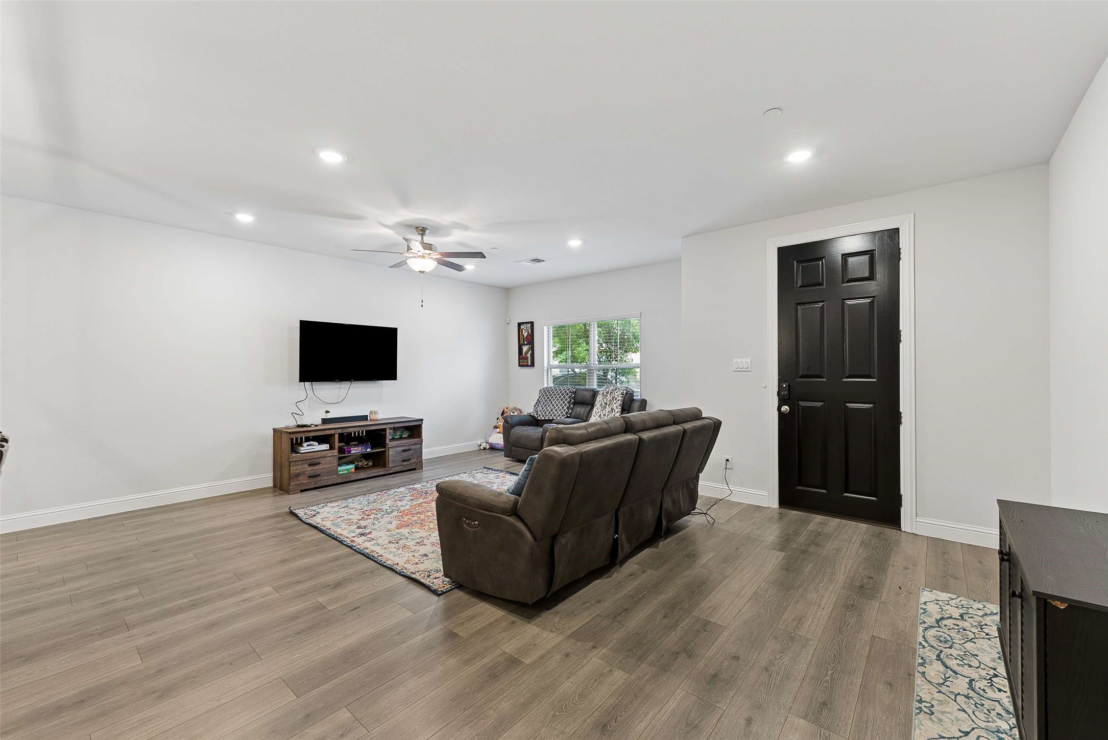 310 Ferndale Street Lewisville TX 75056