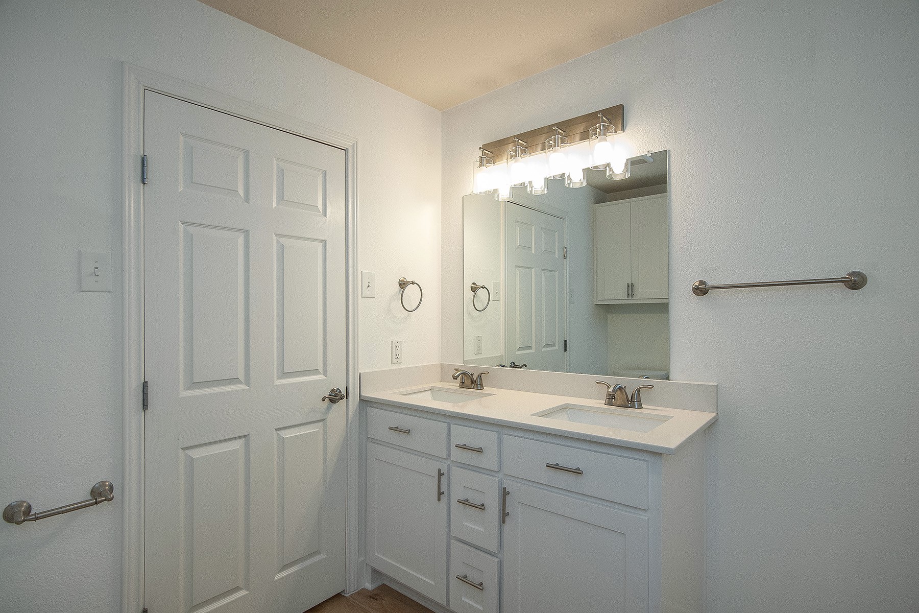 1100 Calico Lane Arlington TX 76011