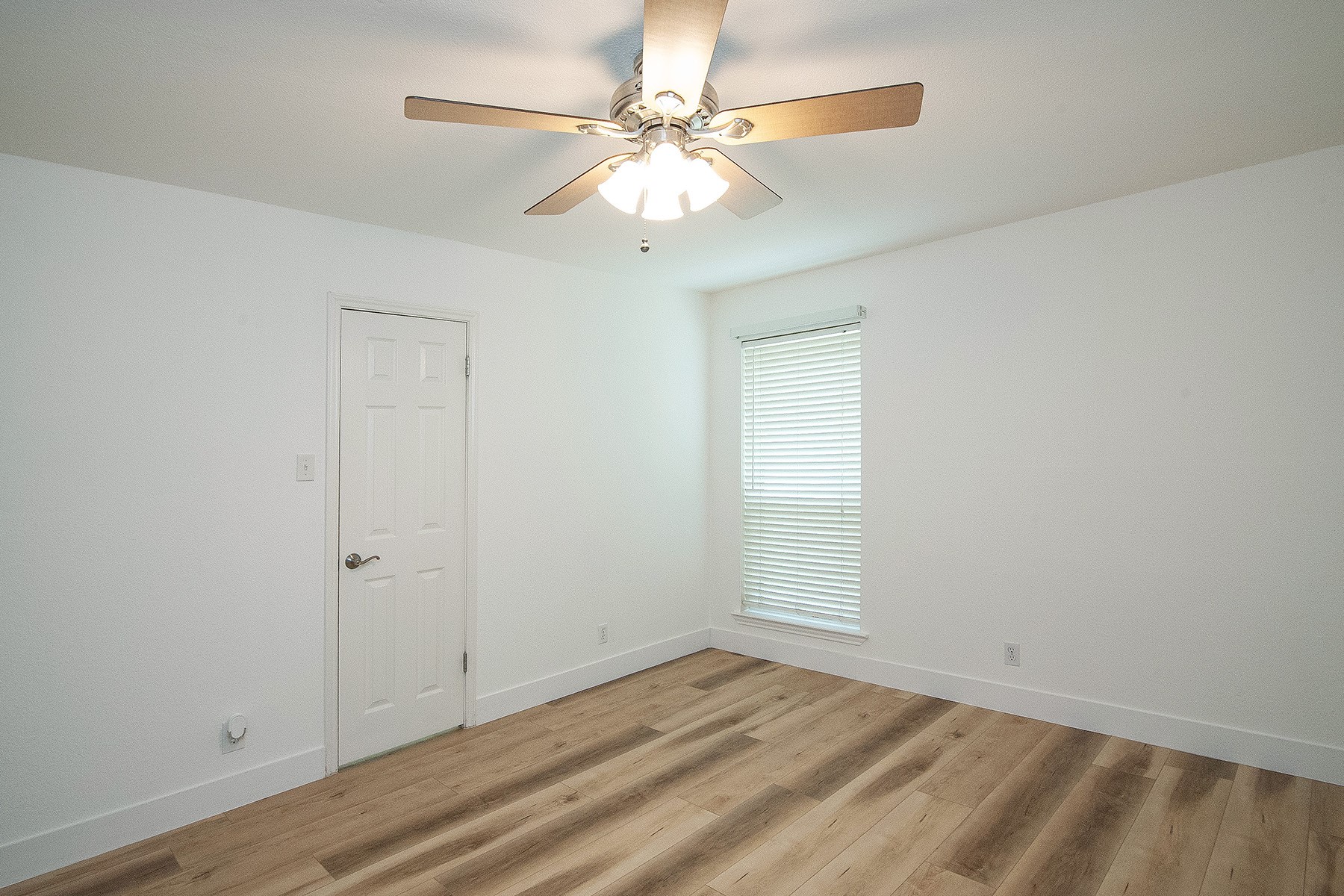 1100 Calico Lane Arlington TX 76011