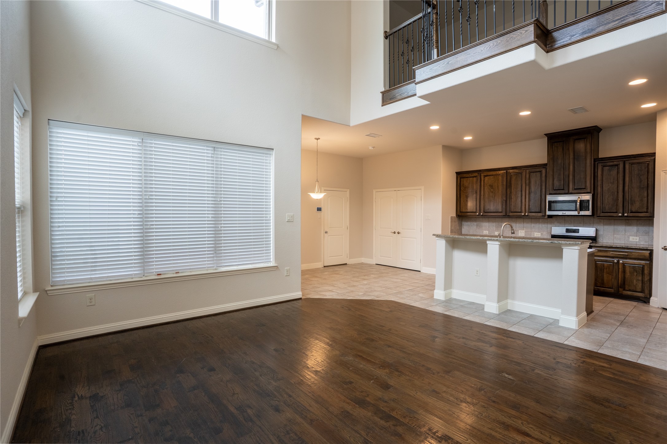 4127 Cascade Sky Drive Arlington TX 76005