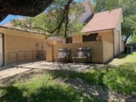 306 S Arnold Street Lampasas TX 76550