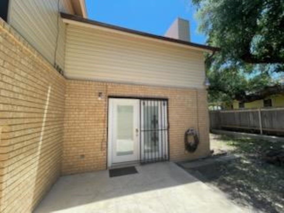 306 S Arnold Street Lampasas TX 76550