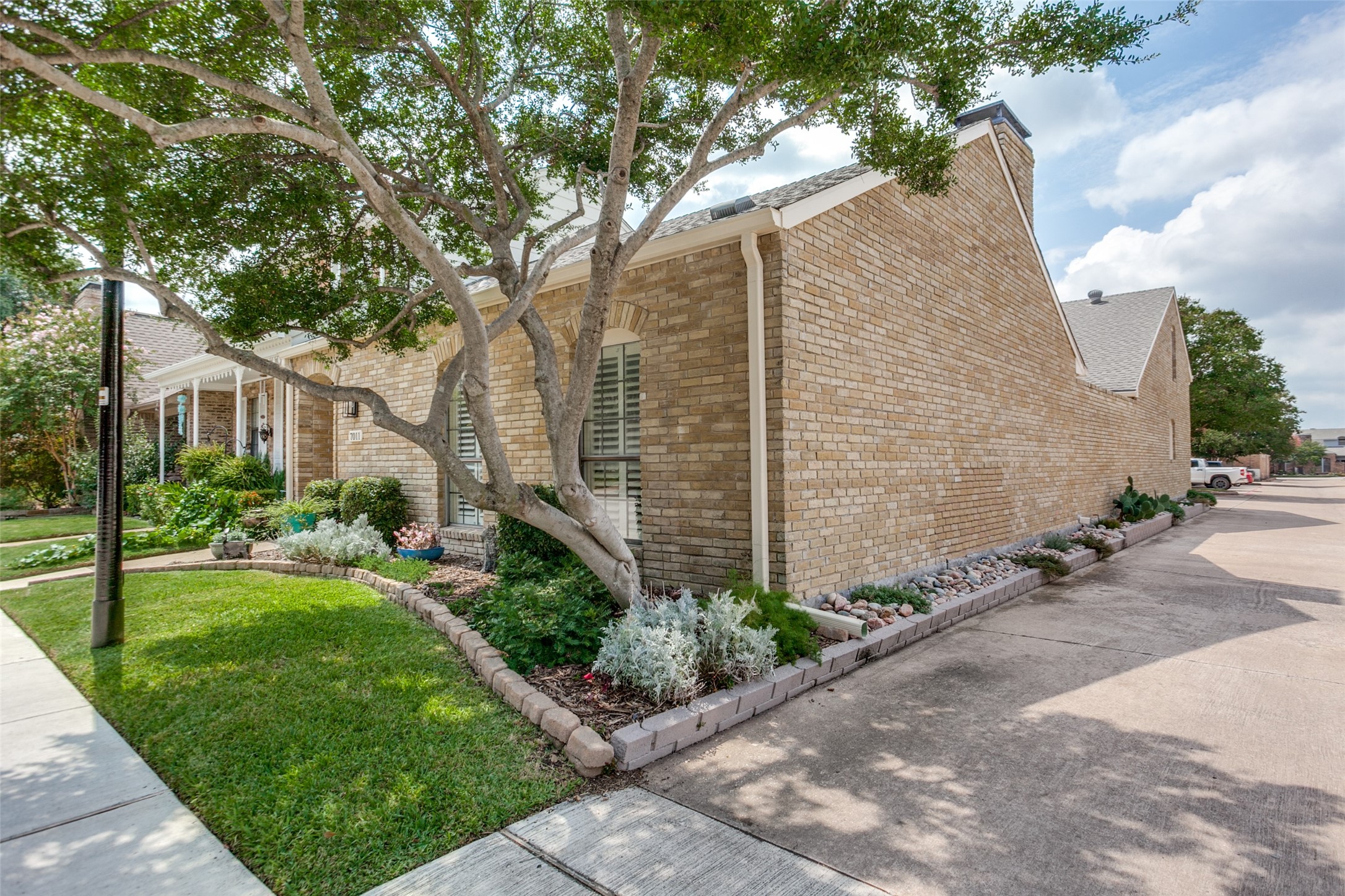 7011 Regalview Circle Dallas TX 75248