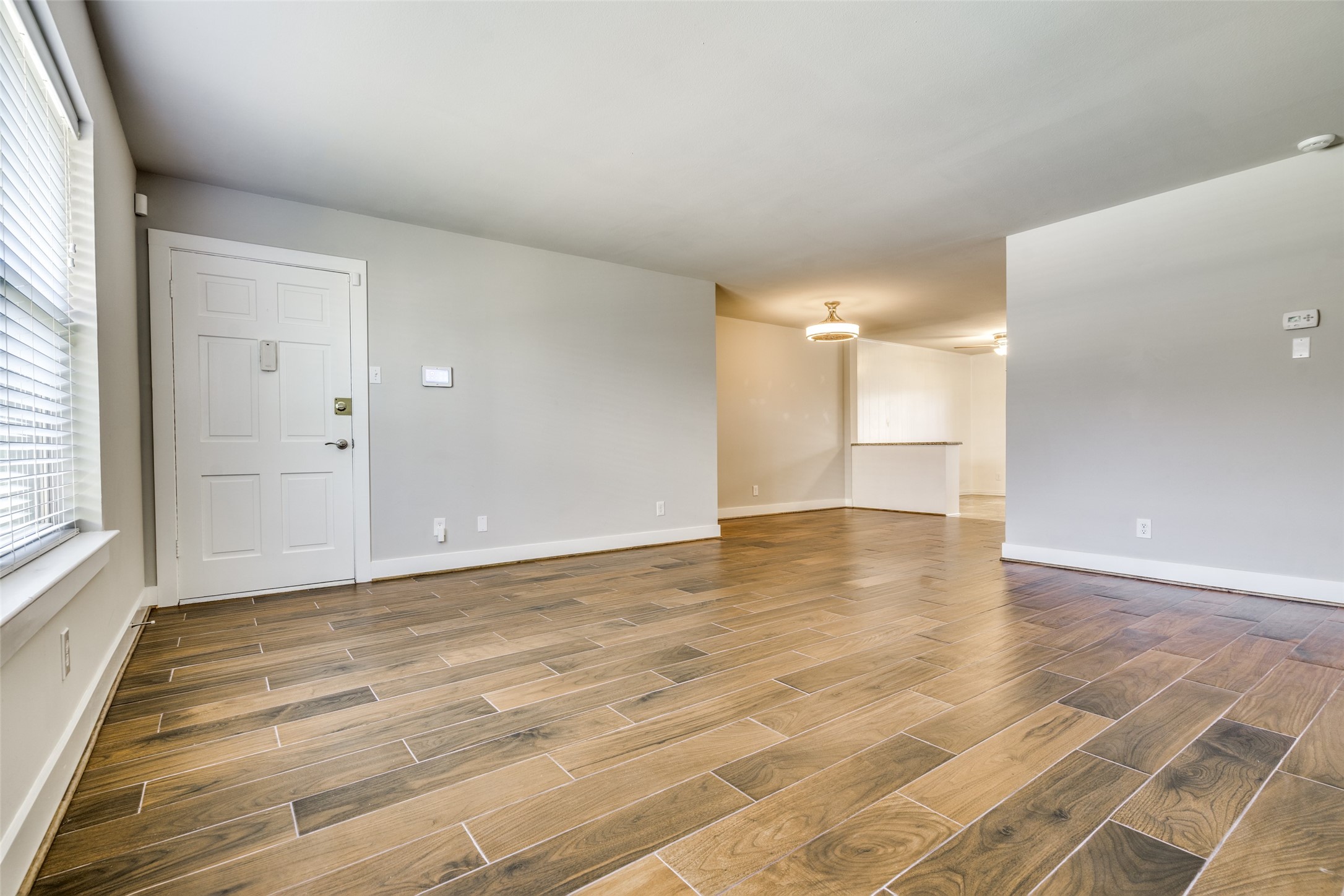 7923 Royal Lane Dallas TX 75230
