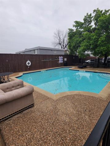 13219 Emily Road Dallas TX 75240