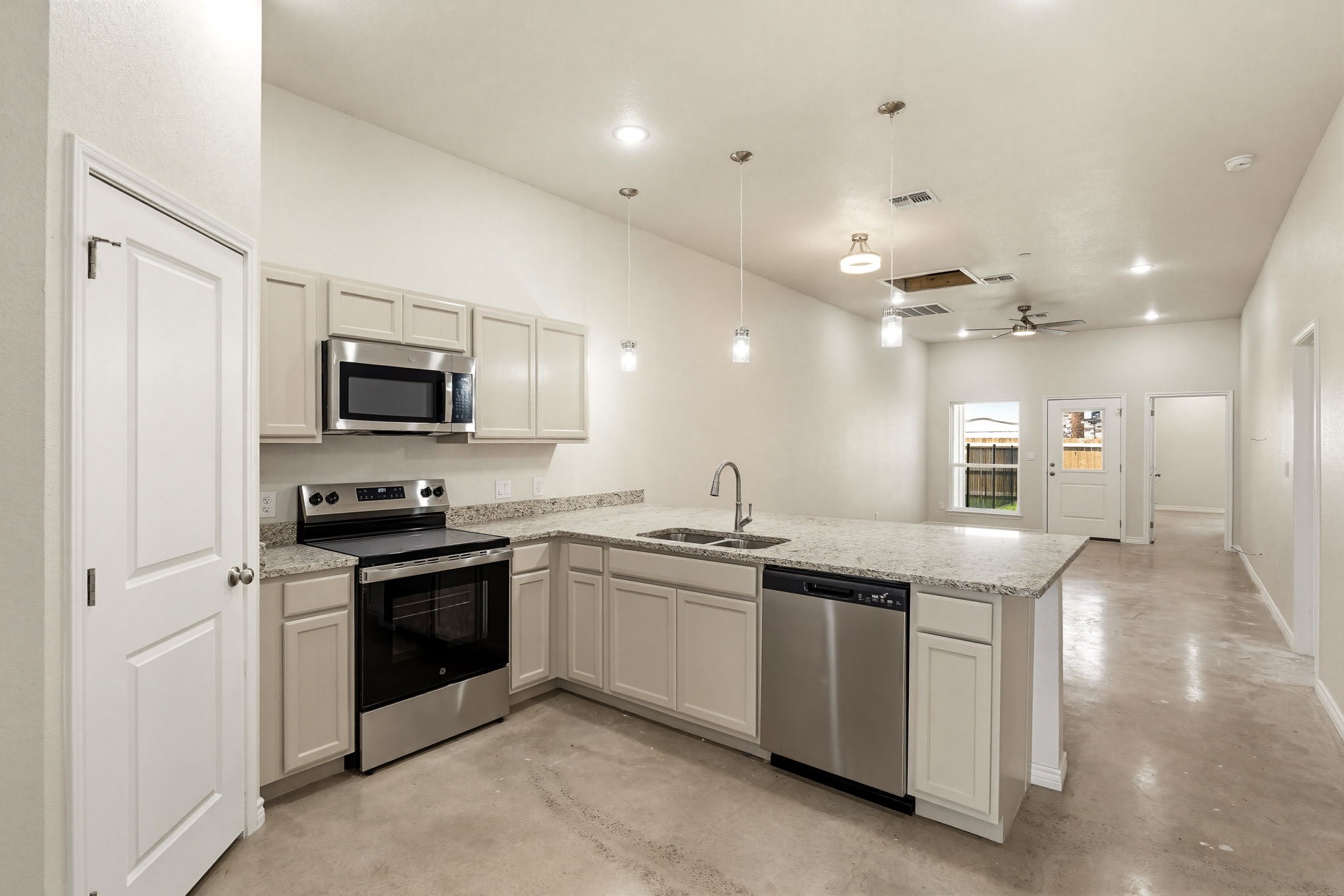 406 W Avenue C Copperas Cove TX 76522