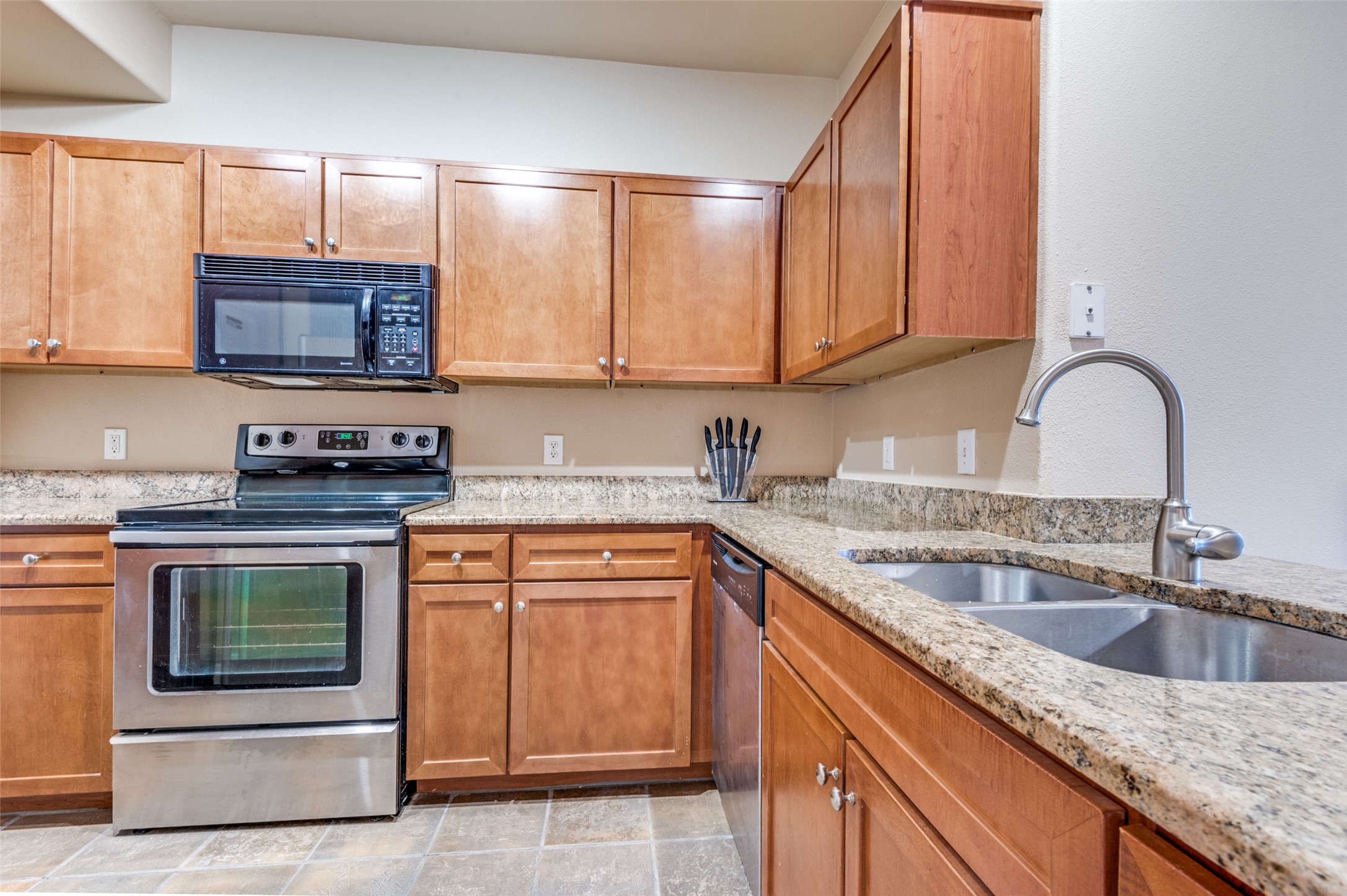 330 Las Colinas Boulevard E Irving TX 75039