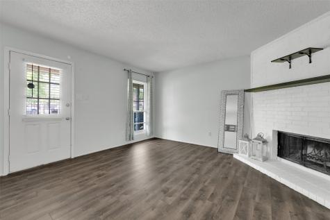 641 Carriagehouse Lane Garland TX 75040