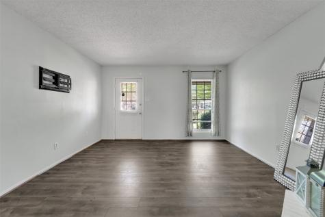 641 Carriagehouse Lane Garland TX 75040