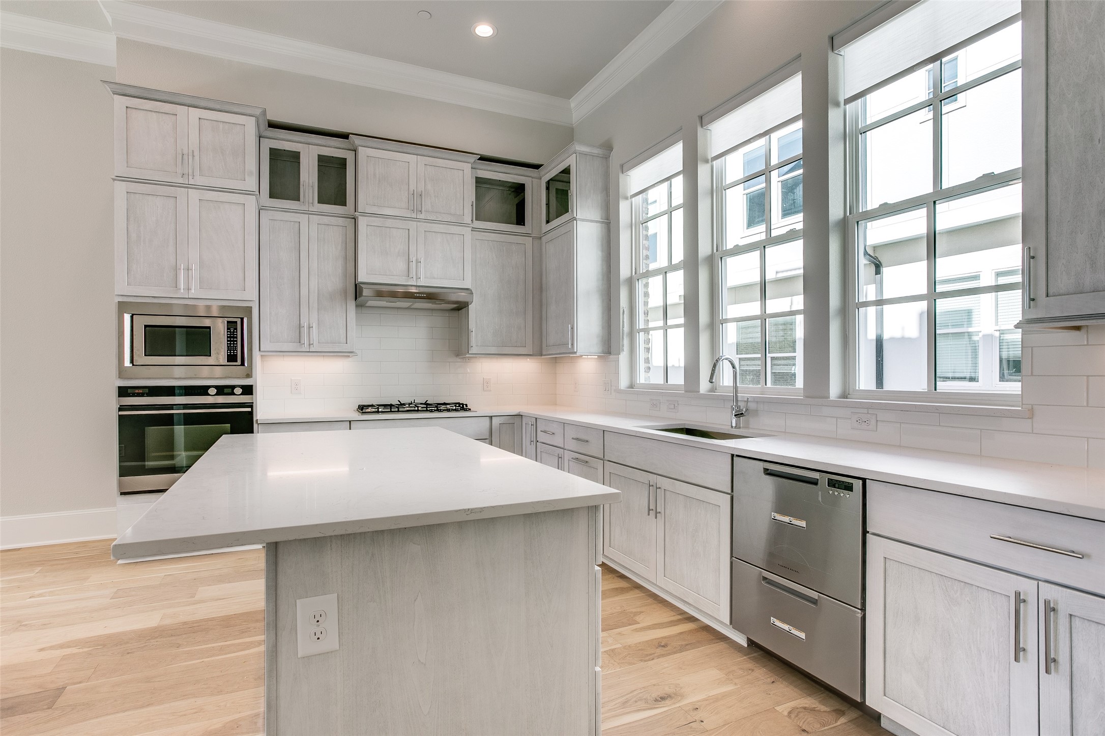 4645 New Water Lane Dallas TX 75219