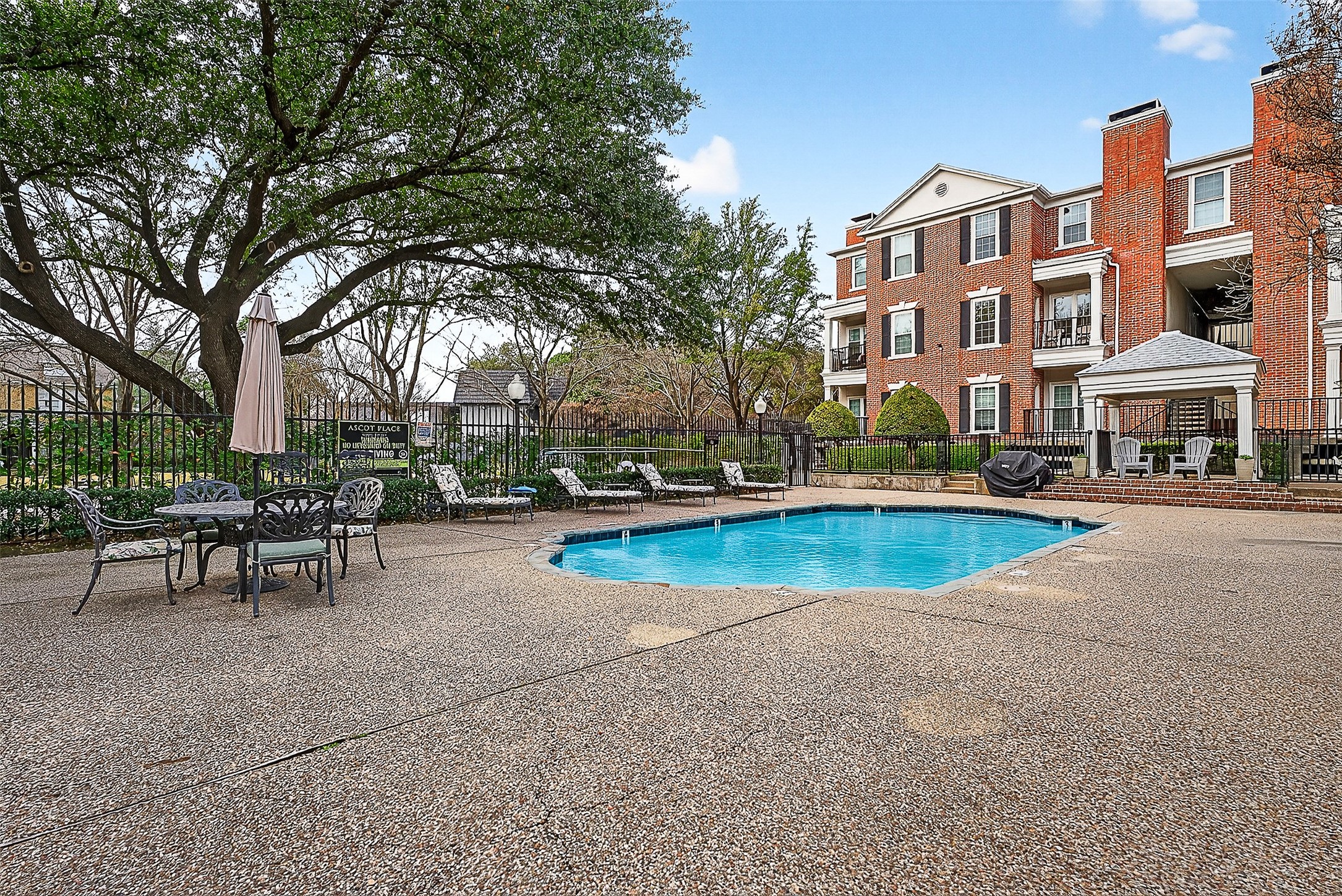 5407 Bryan Street Dallas TX 75206