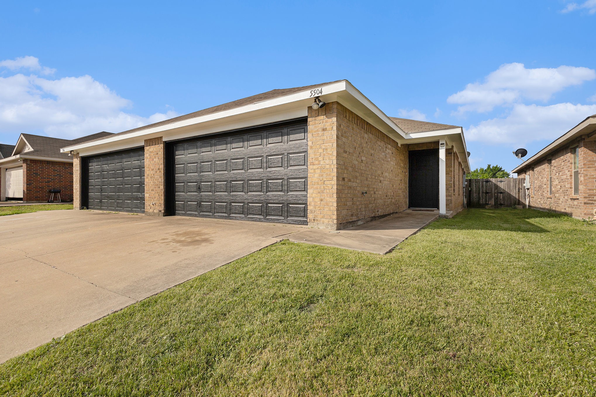 5504 Homestead Road Arlington TX 76017