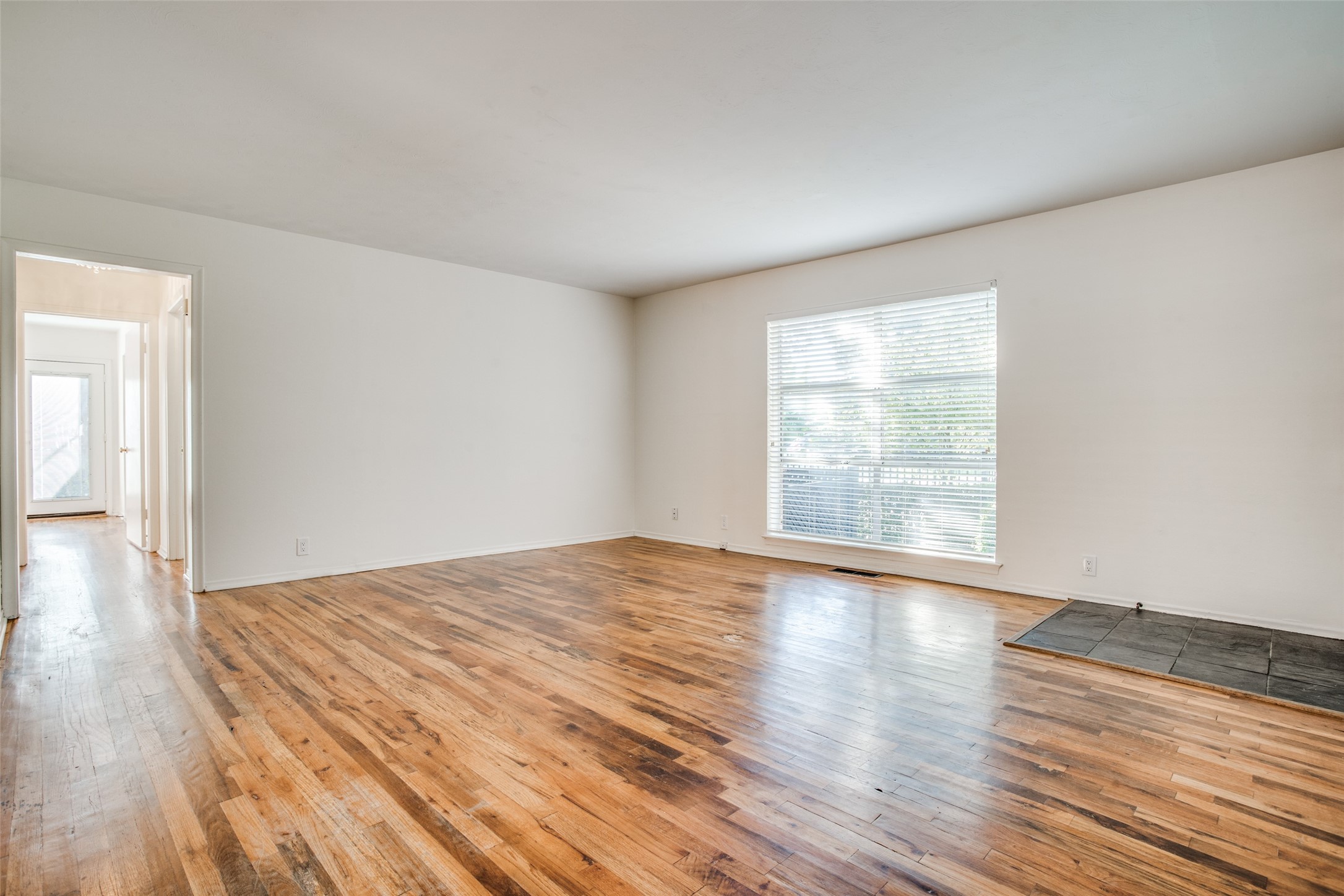 8518 Baltimore Drive Dallas TX 75225