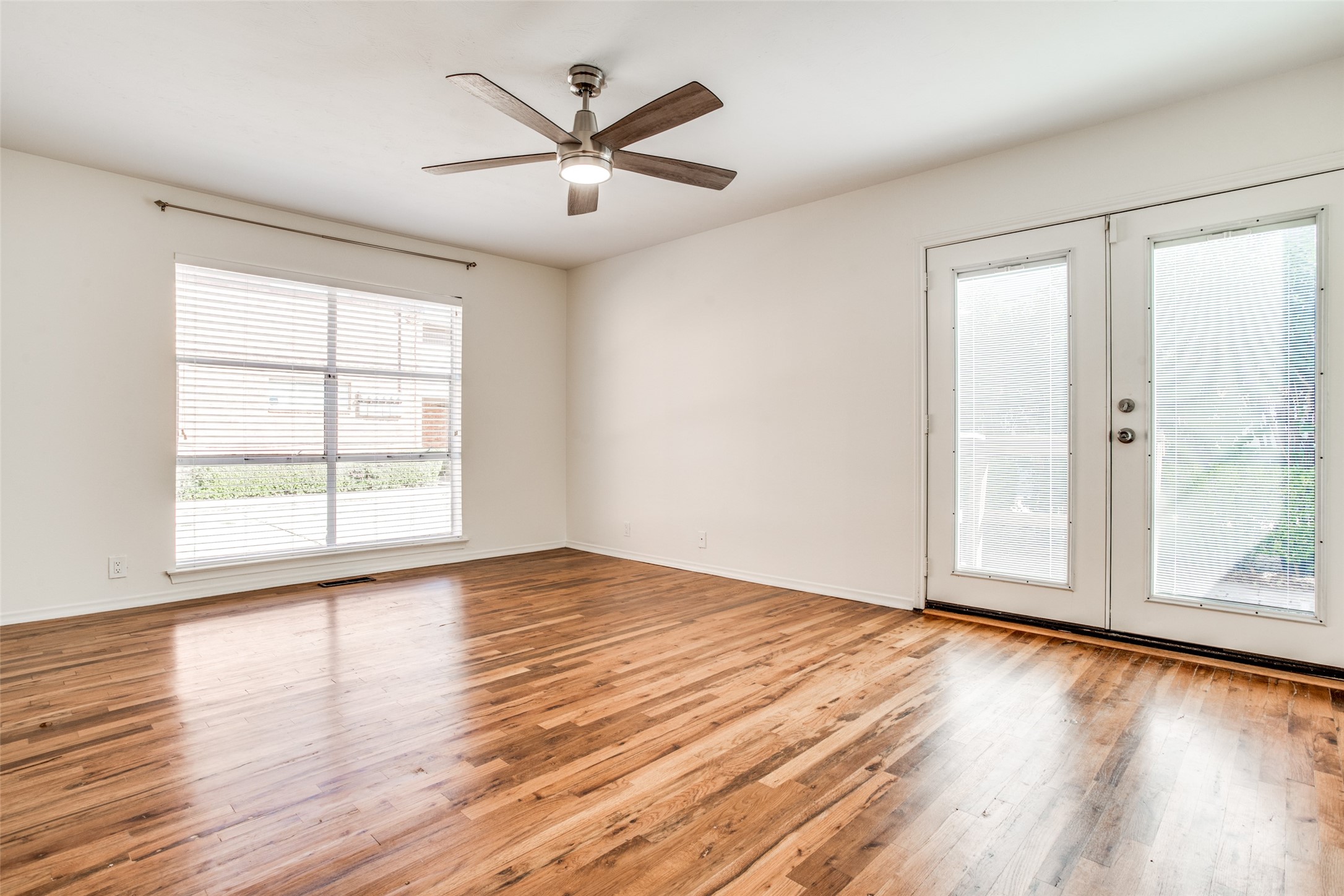 8518 Baltimore Drive Dallas TX 75225
