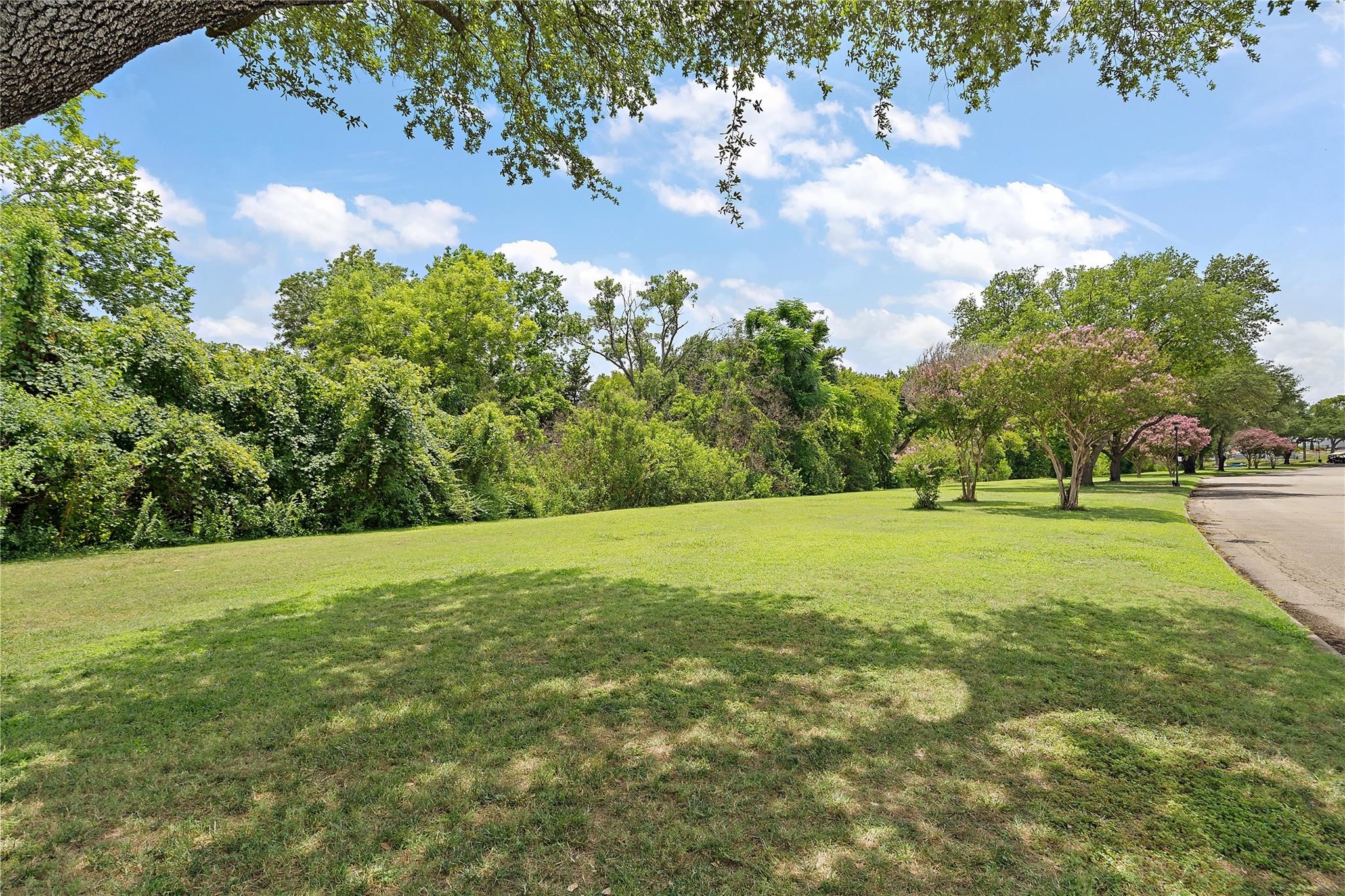 15912 Archwood Lane Dallas TX 75248
