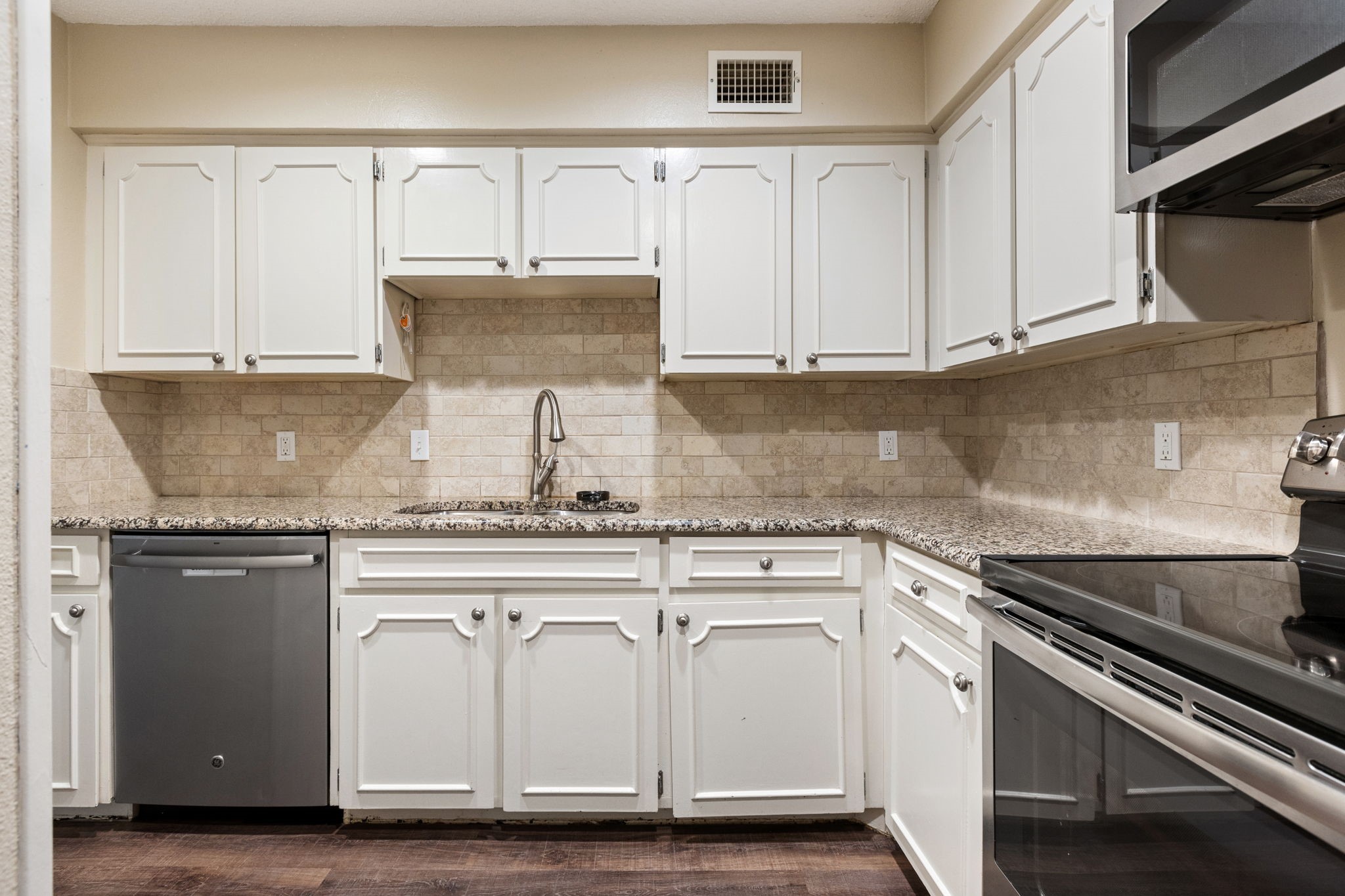 15912 Archwood Lane Dallas TX 75248