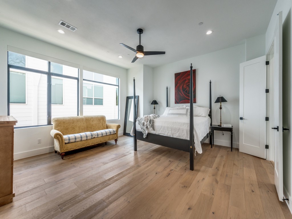 2315 Kirby Street Dallas TX 75204