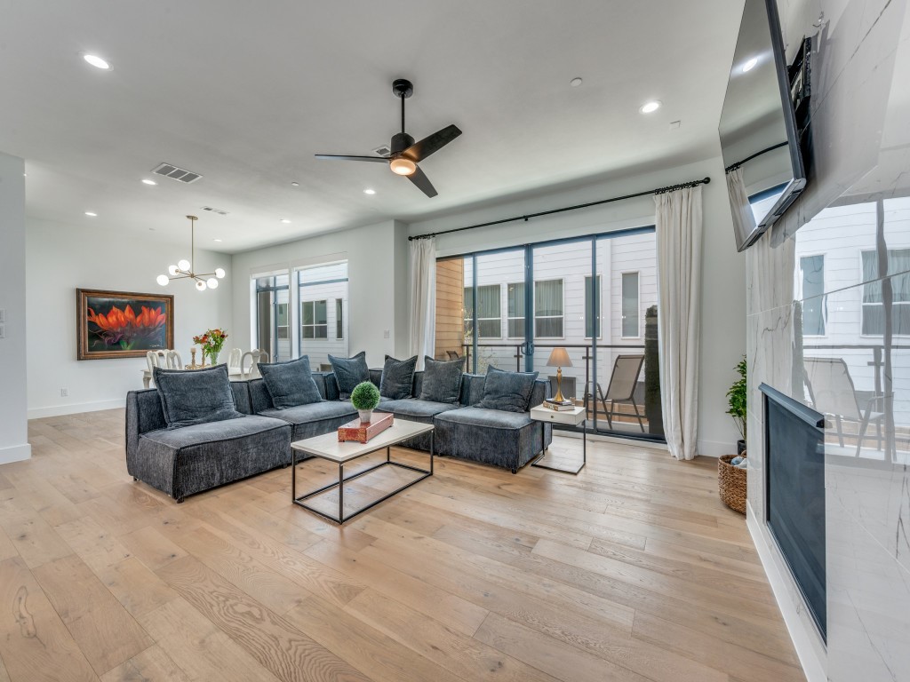 2315 Kirby Street Dallas TX 75204