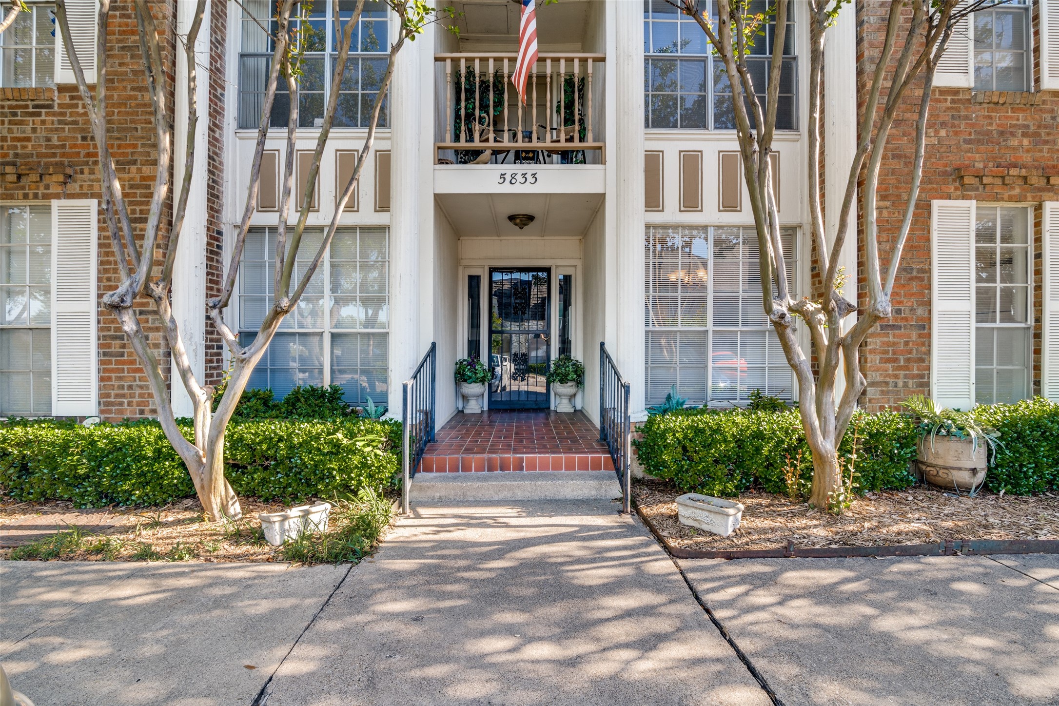 5833 Copperwood Lane Dallas TX 75248
