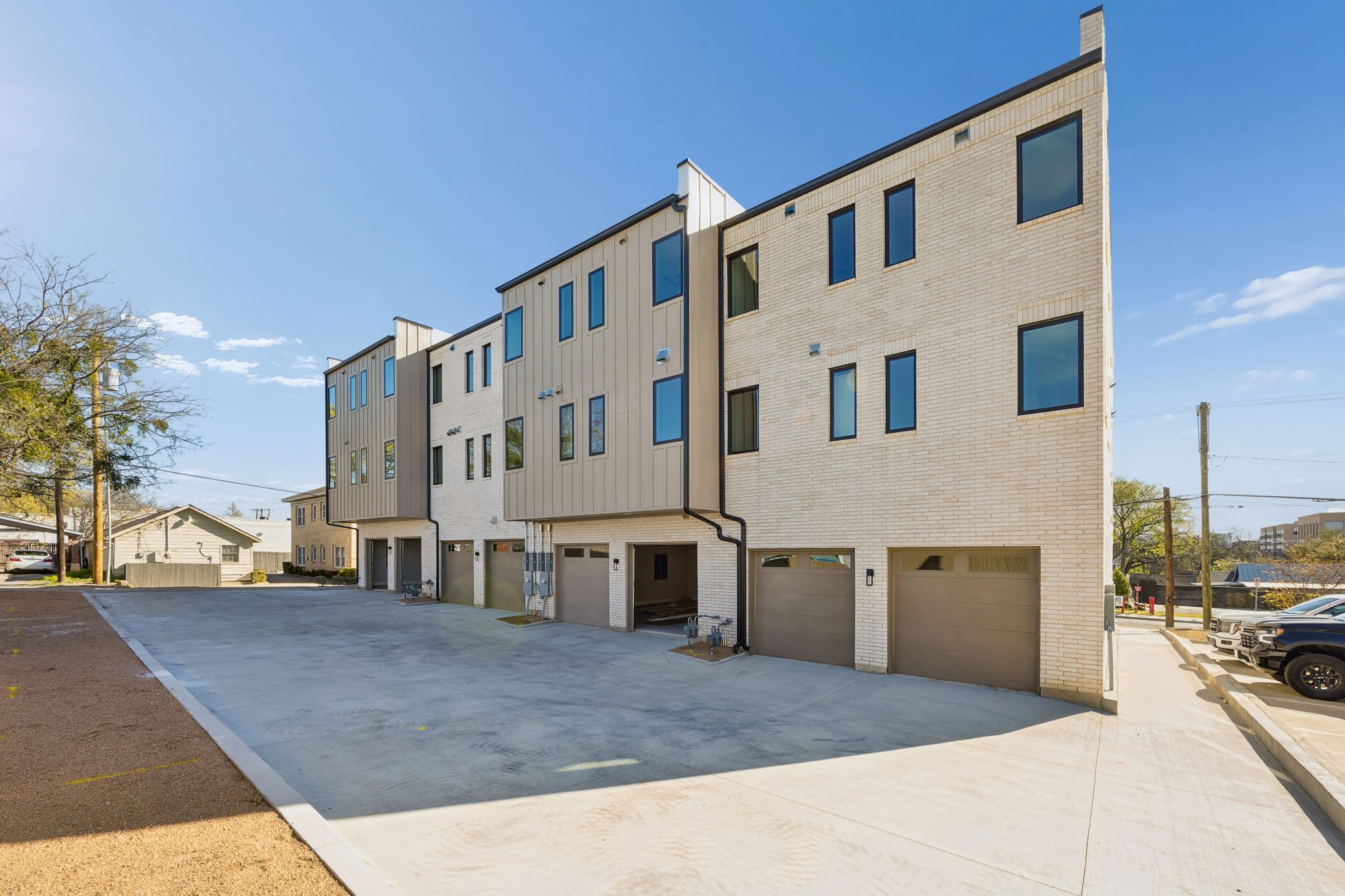 122 S Church Street Mckinney TX 75069