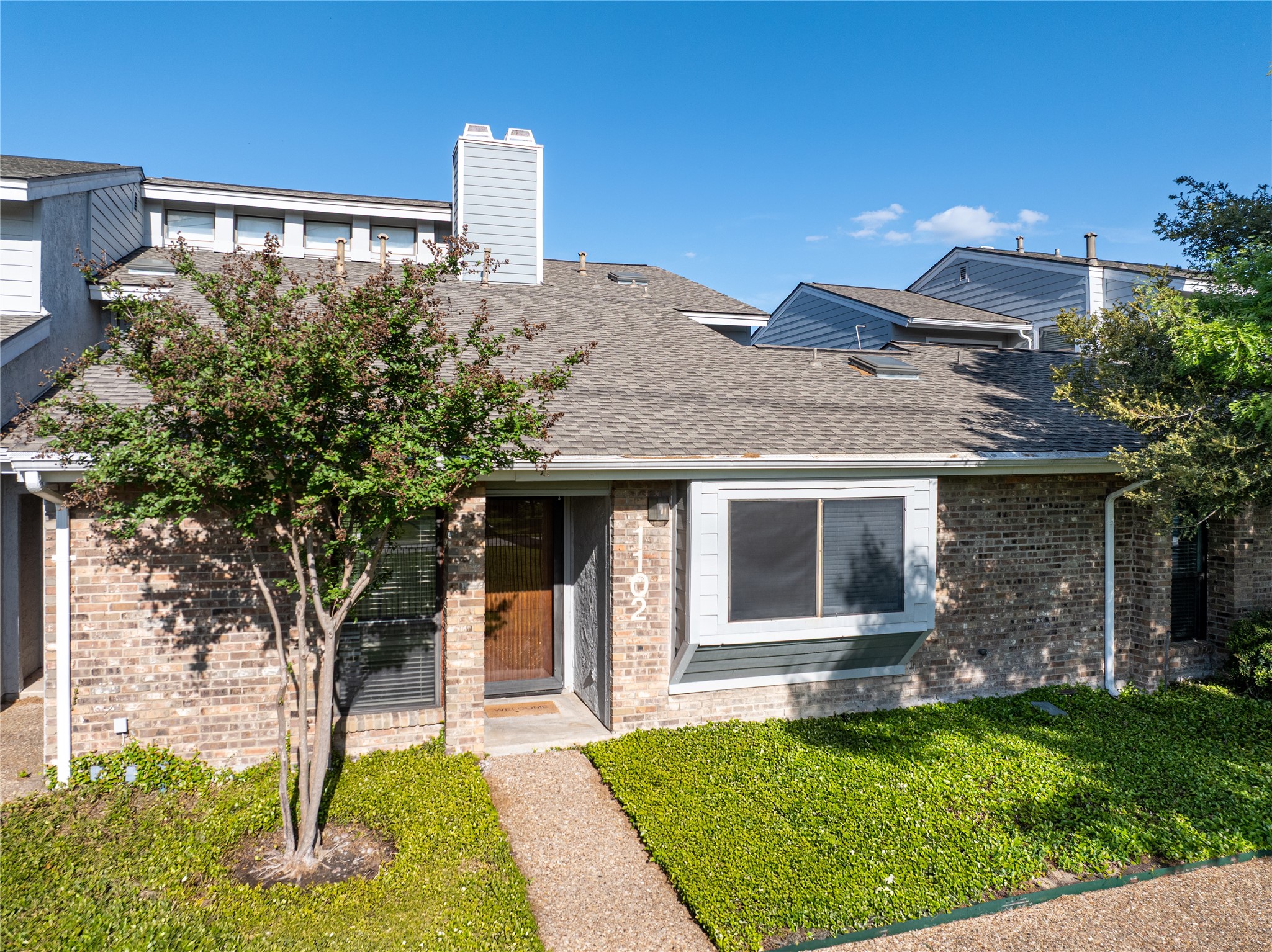17490 Meandering Way Dallas TX 75252