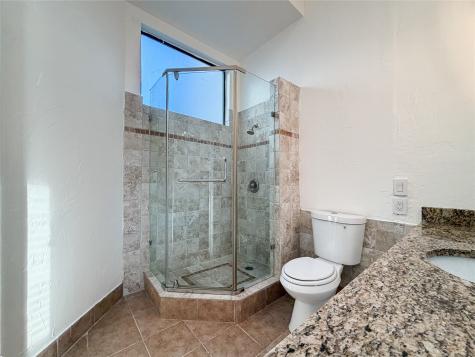17490 Meandering Way Dallas TX 75252