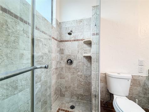 17490 Meandering Way Dallas TX 75252
