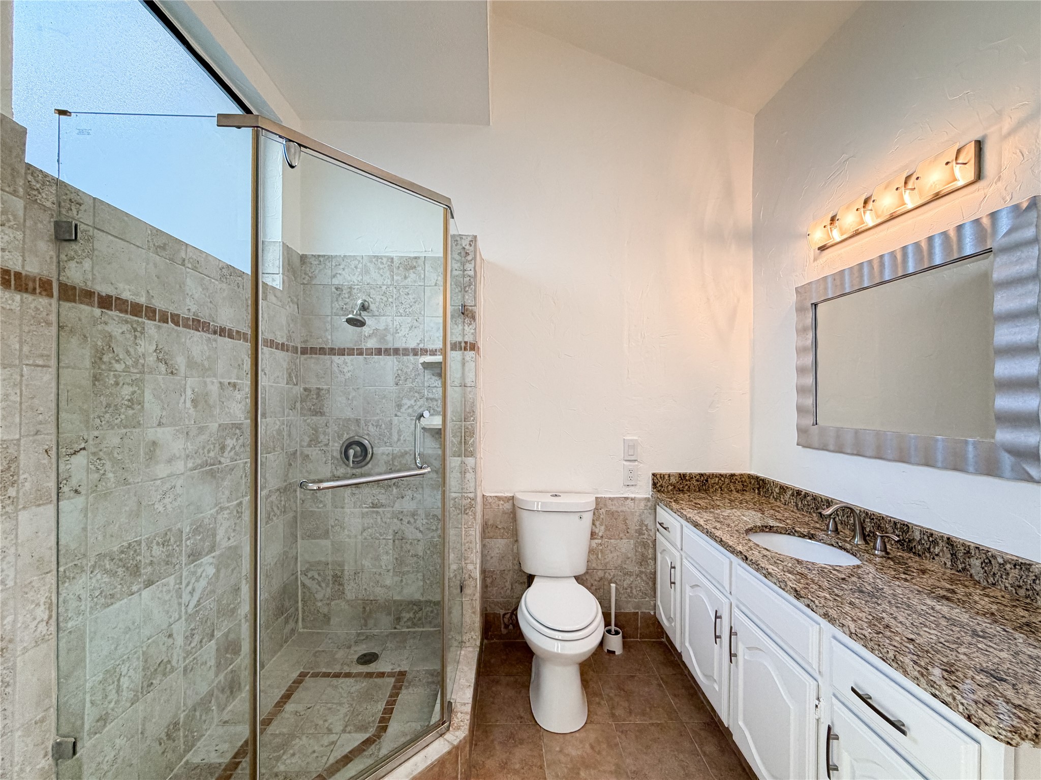 17490 Meandering Way Dallas TX 75252