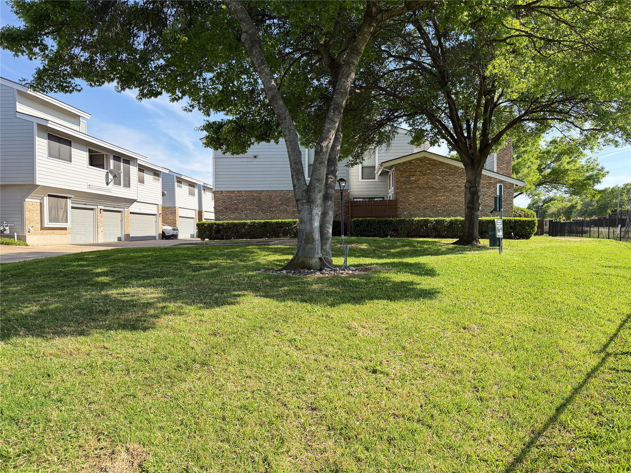 17490 Meandering Way Dallas TX 75252