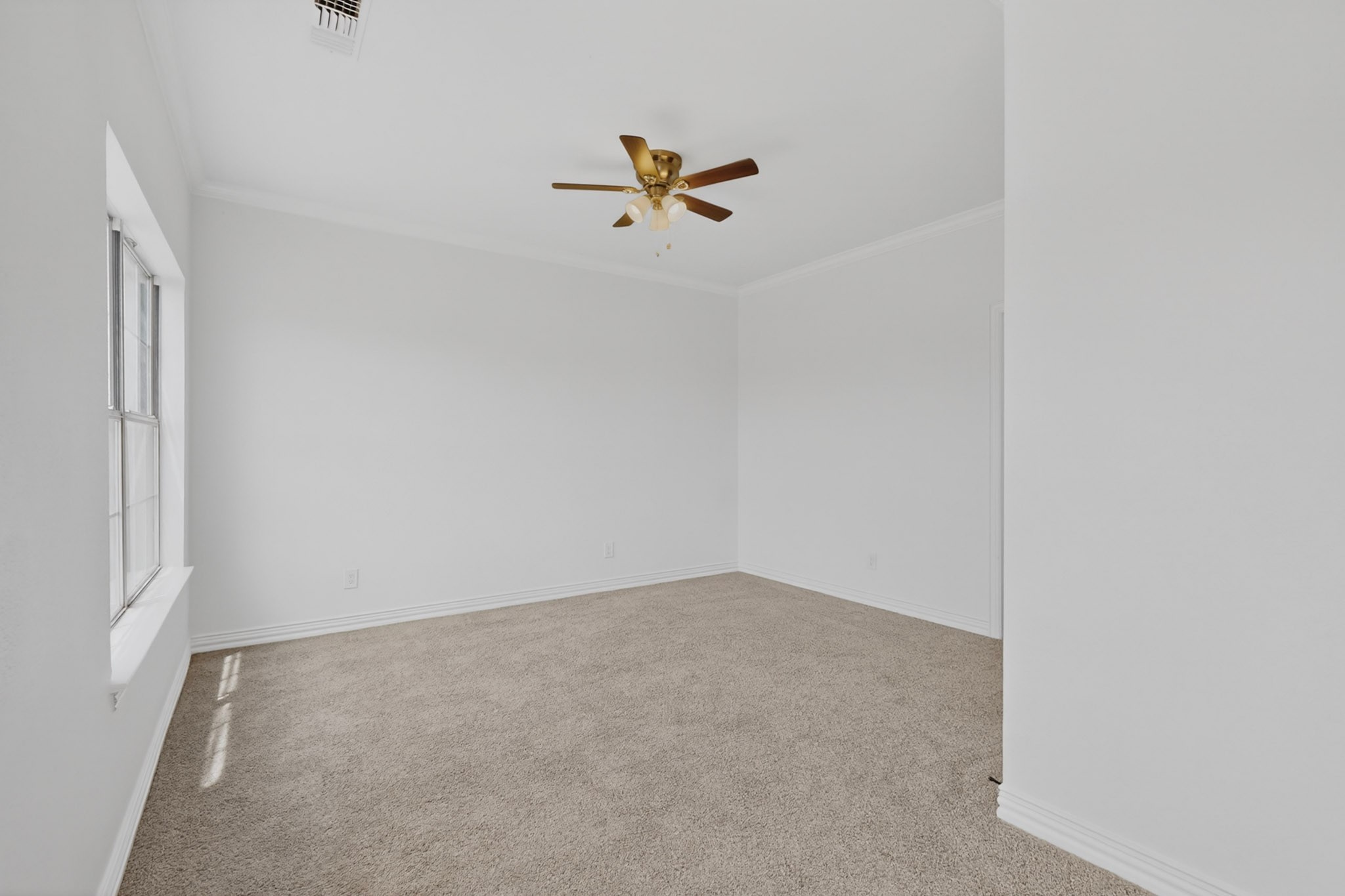 1609 Masters Drive Desoto TX 75115