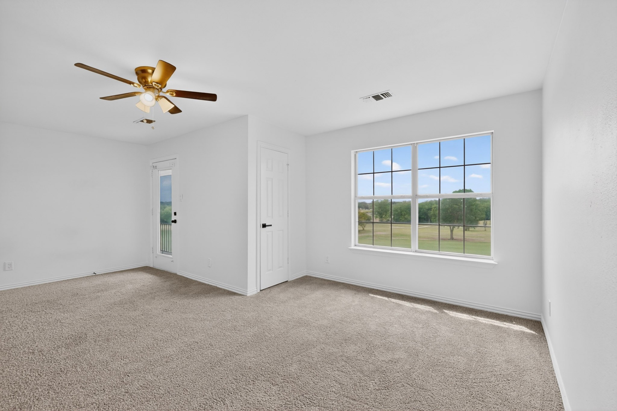 1609 Masters Drive Desoto TX 75115