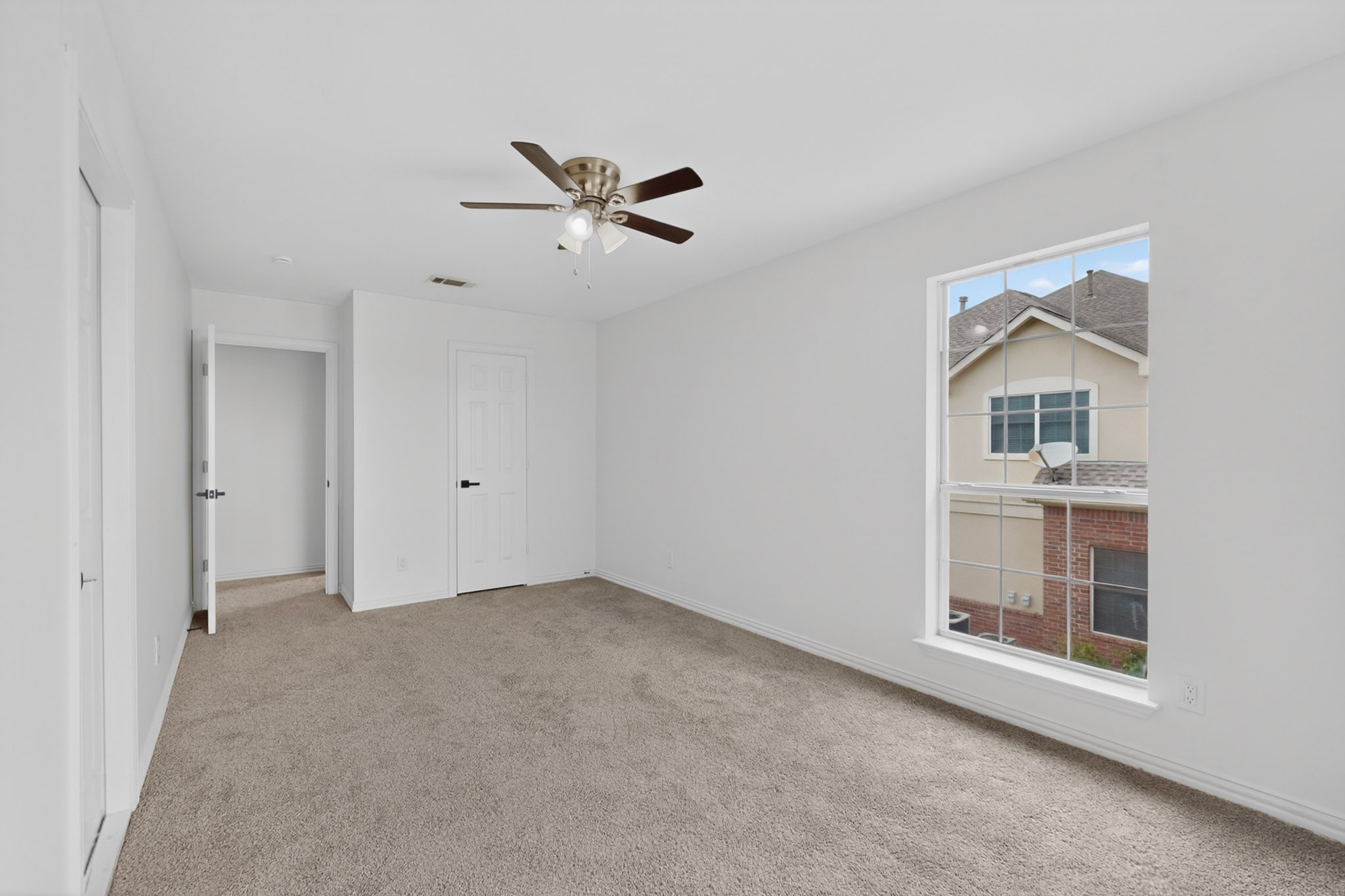 1609 Masters Drive Desoto TX 75115