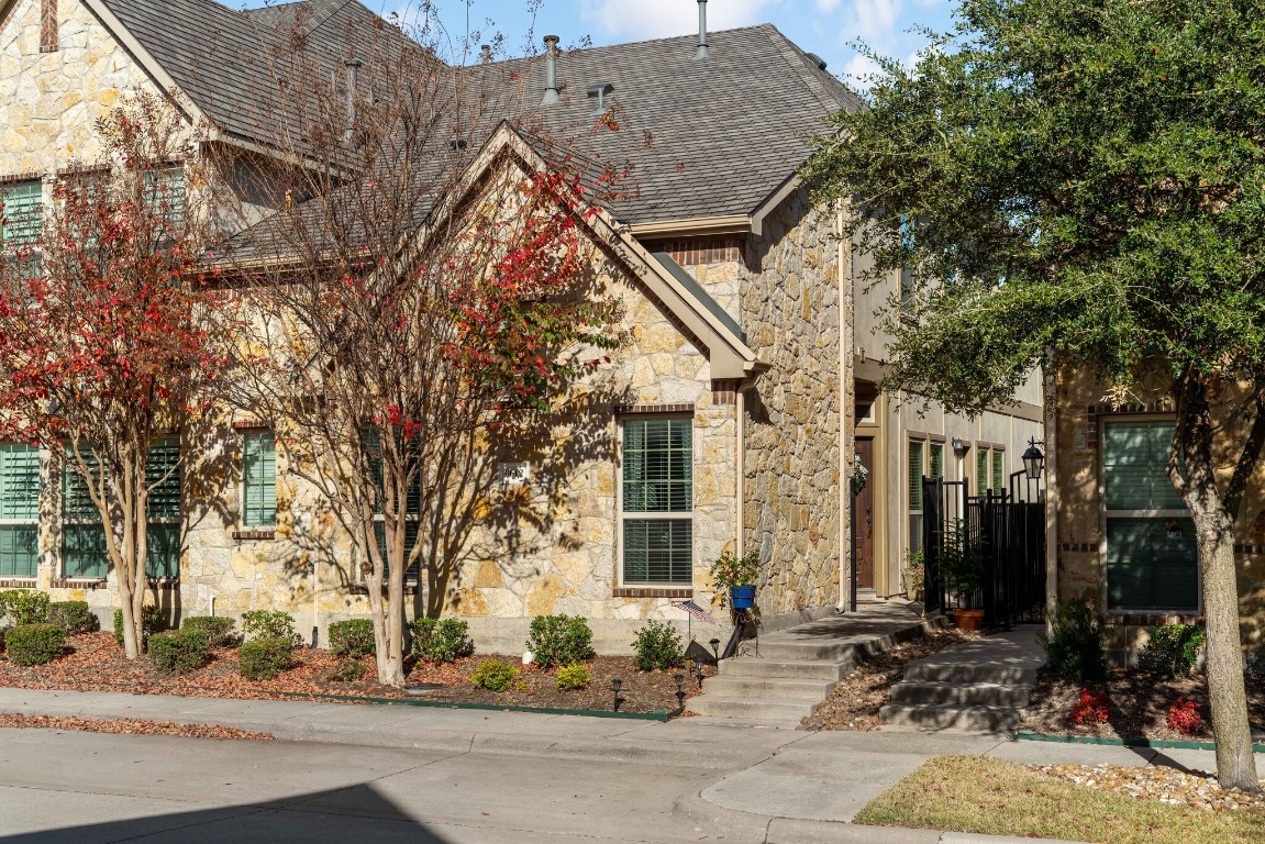 8612 Whitehead Street Mckinney TX 75070