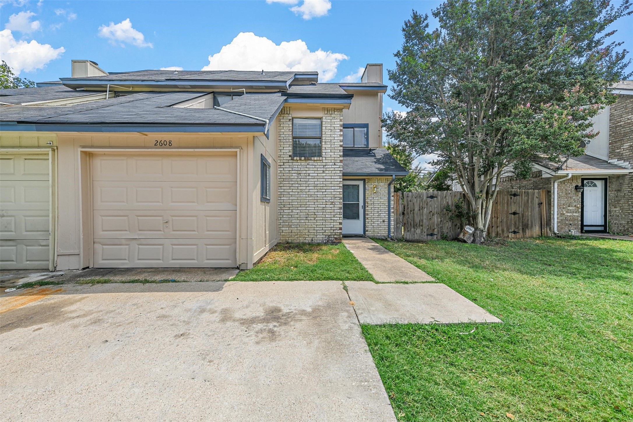 2608 Isbella Drive Grand Prairie TX 75052